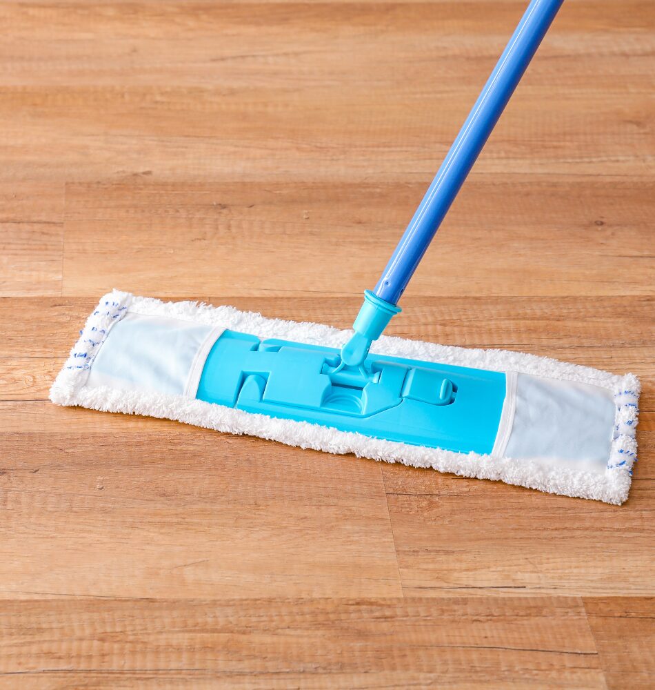 Microfibre mop used for low-tox home cleaning